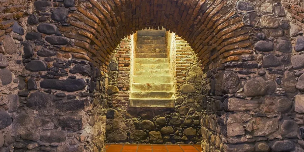 la leyenda de los túneles subterráneos en el centro histórico de campeche