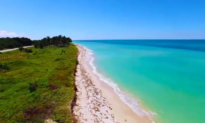 playa caracol, el paraíso escondido de campeche
