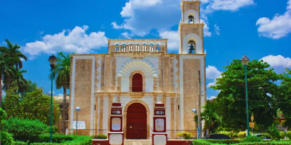 iglesia de san luis obispo, joya histórica de calkiní, campeche