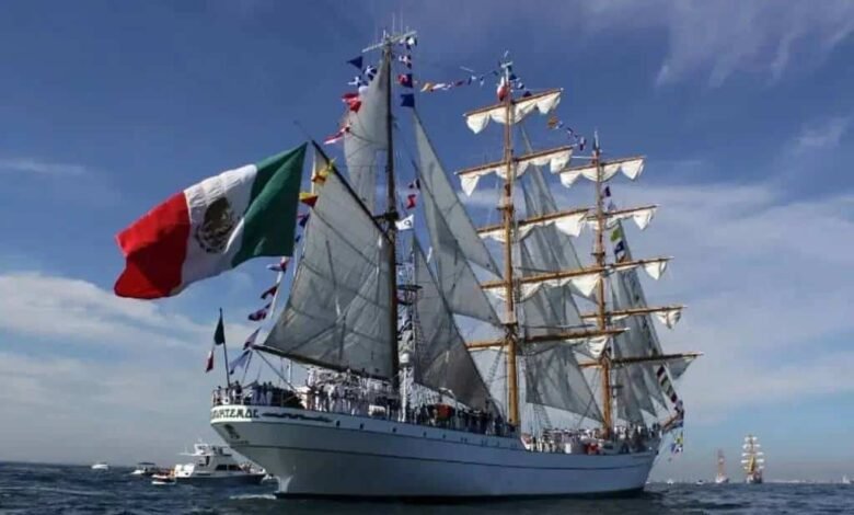 Regresa a México el Buque Escuela "Cuauhtémoc"