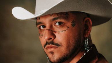 Christian Nodal hace anuncio determinante para su carrera