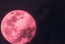Luna Rosa: Fecha, significado y cómo verla en su máximo esplendor