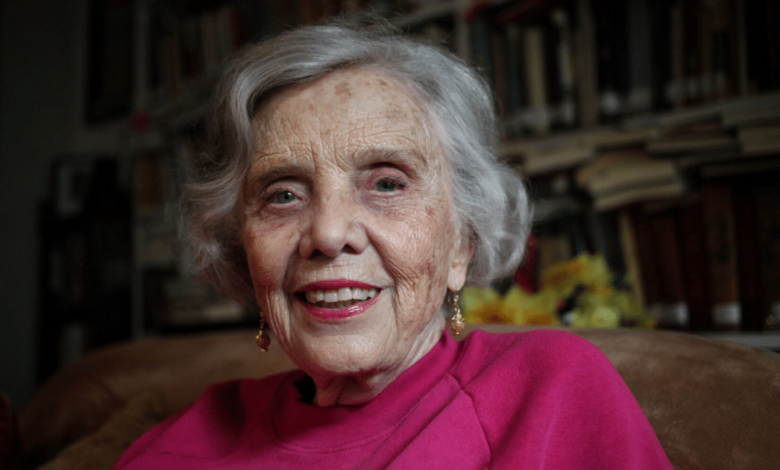 Con Mariachi, Elena Poniatowska celebra sus 93 años
