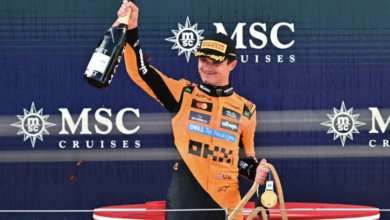 ¡No hay amigos! Norris le arrebata la gloria a Piastri en una batalla épica en Austria (Foto por AFP)