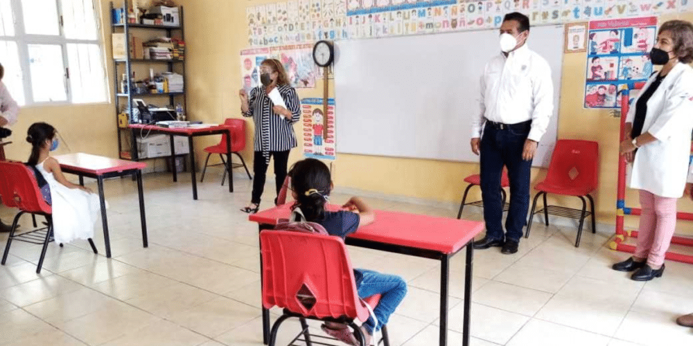 Falta de trabajadores sociales en escuelas de Campeche complica atención emocional de alumnos
