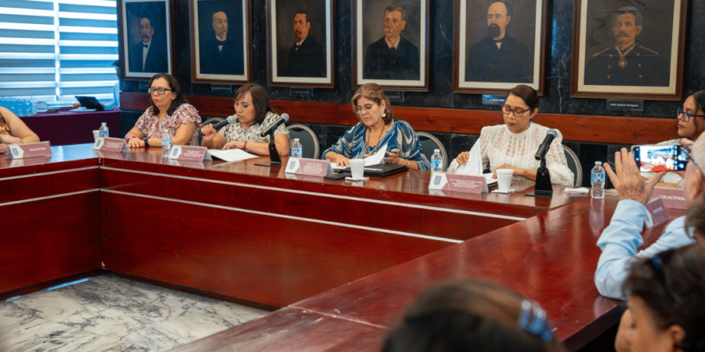 Firman convenio en Campeche para reducir honorarios notariales a organizaciones defensoras de derechos humanos