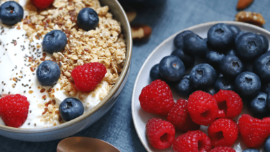 Estos tres desayunos —rápidos de preparar, ricos en proteína, fibra y grasas buenas— te mantendrán saciado hasta la hora de la comida y darán un impulso sostenido a tu energía y salud cardiovascular.