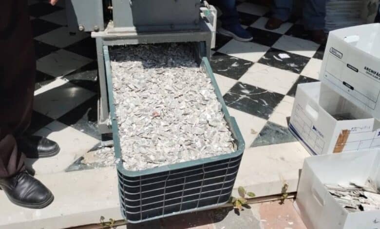 INE destruye más de 3 mil credenciales en Campeche