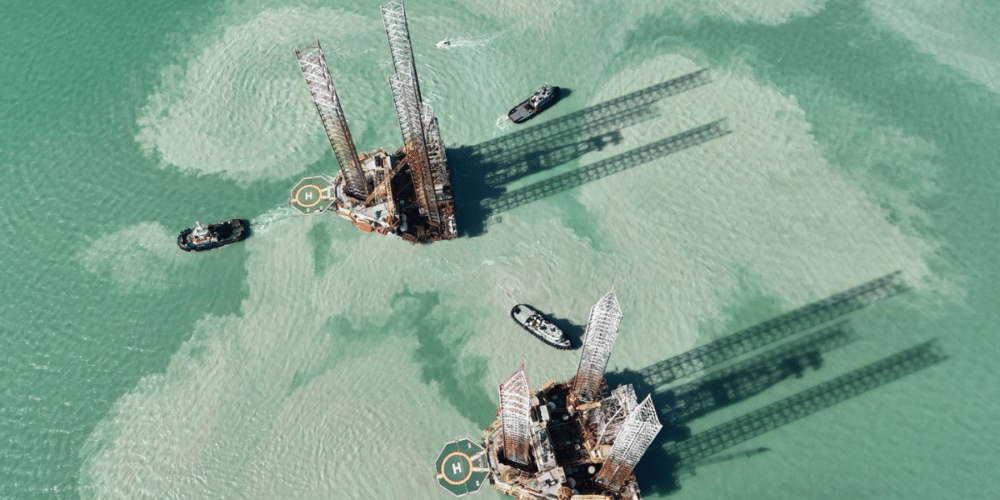 Llega nueva plataforma autoelevable Jack-Up Chihuahua al puerto de Seybaplaya