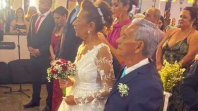 Mujer de 70 años se casa por primera vez
