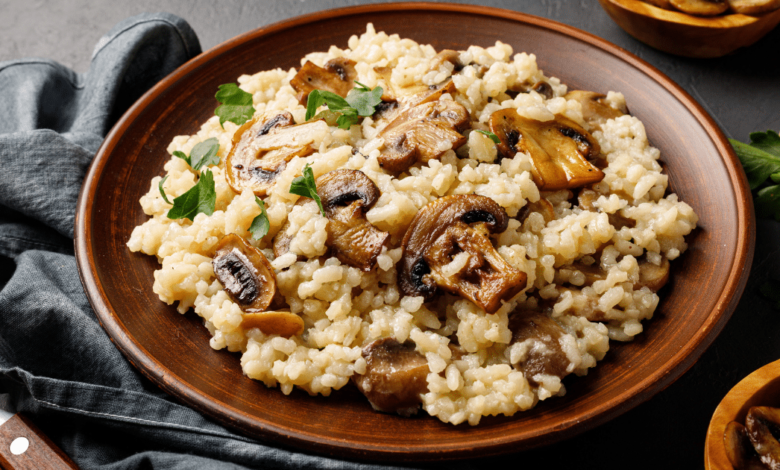 Risotto de hongos al vino blanco una delicia italiana para sorprender