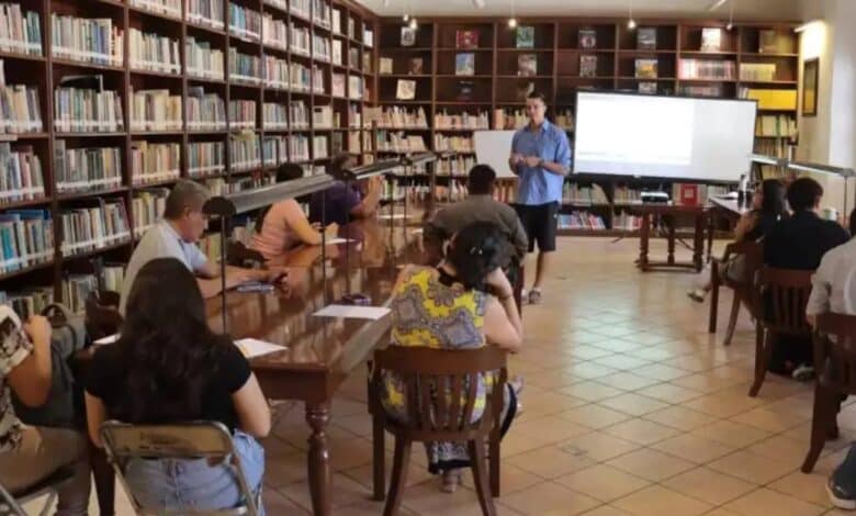 Bibliotecas en Campeche adoptan tecnología para fomentar la lectura entre jóvenes