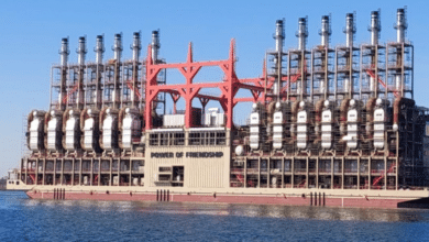 Por primera vez en México, arribó a las costas de Puerto Seybaplaya esta planta con capacidad de 240 MW