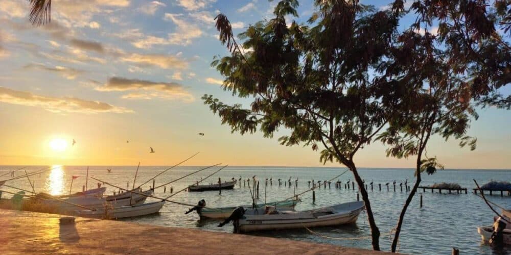 El Malecón de Champotón Encuentro con el mar y la historia