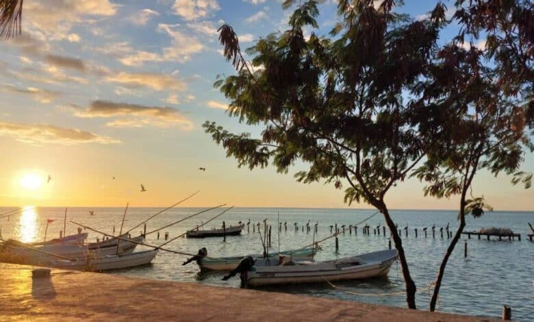 El Malecón de Champotón Encuentro con el mar y la historia