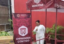 Entregan en la capital de Campeche apoyos del programa Emprender Contigo