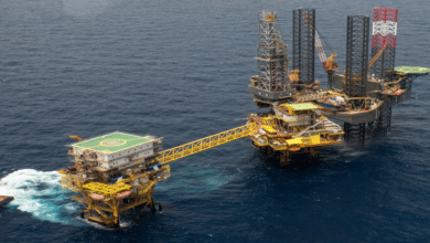 FGE Tabasco detiene a dos piratas tras robo en plataformas marítimas de Campeche