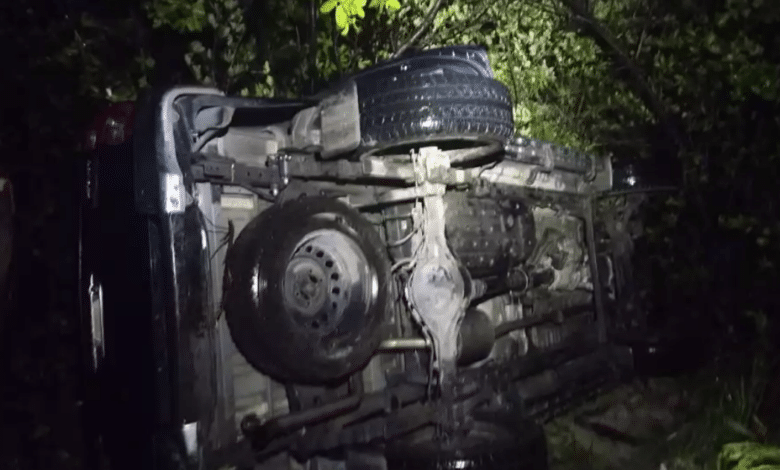 Impacta rayo camioneta en Isla Aguada y provoca volcadura
