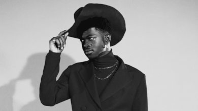 Lil Nas X enfrenta cargos por agresión a policías tras caminar desnudo en Los Ángeles