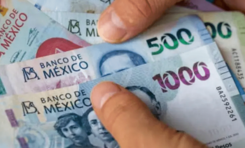 Peso mexicano sube ante incertidumbre en la Fed y nominación de Stephen Miran