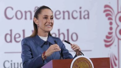 Celebra Sheinbaum disminución de sueldos de ministros de Corte