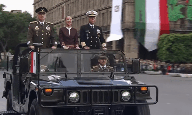 Desfile Militar 2025 rinde honores a la primera presidenta de México y a la historia del país
