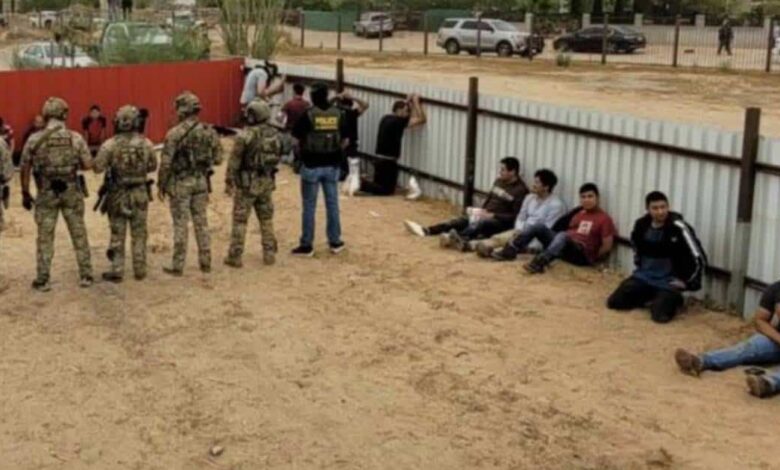 Desmantela Estados Unidos red de “polleros” en El Paso