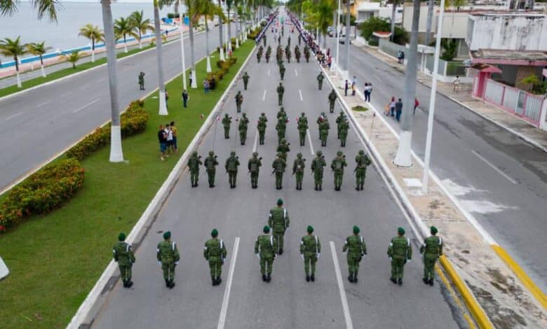 Se preparan en Campeche para el desfile del 16 de septiembre