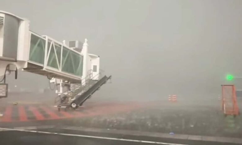 Por lluvias, suspenden despegues y aterrizajes en el AICM