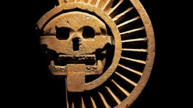 Mictlantecuhtli, cuyo nombre en náhuatl significa "Señor de Mictlán", fue una deidad central y temida en el panteón mexica (azteca).