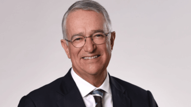 Ricardo Salinas Pliego propone pagar solo el 10% de su deuda con el SAT