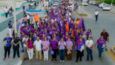 Carmen se une al 25N con marcha masiva por los derechos de las mujeres
