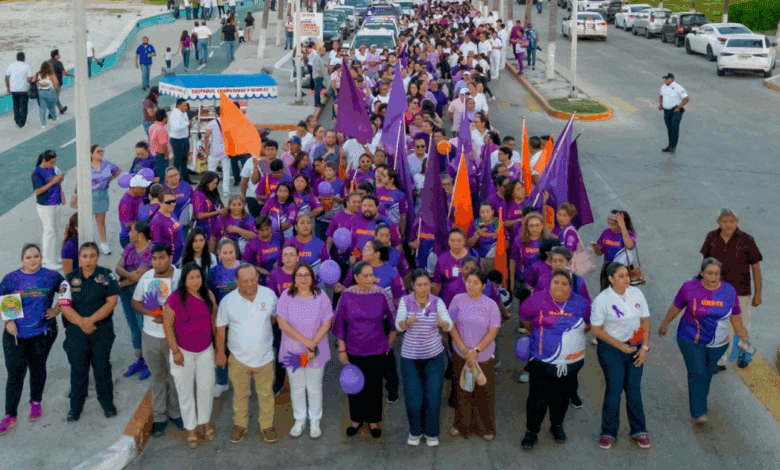 Carmen se une al 25N con marcha masiva por los derechos de las mujeres
