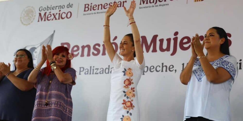 Claudia Sheinbaum encabeza entrega de la Pensión Mujeres Bienestar en Palizada, Campeche