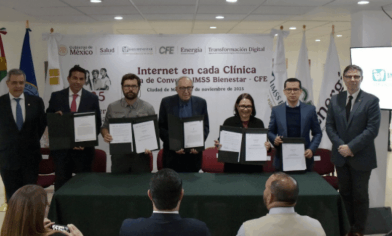 La CFE, a través de la infraestructura de telecomunicaciones, tiene el objetivo de conectar 3,180 clínicas del IMSS Bienestar, en 1,179 municipios de 24 entidades federativas.