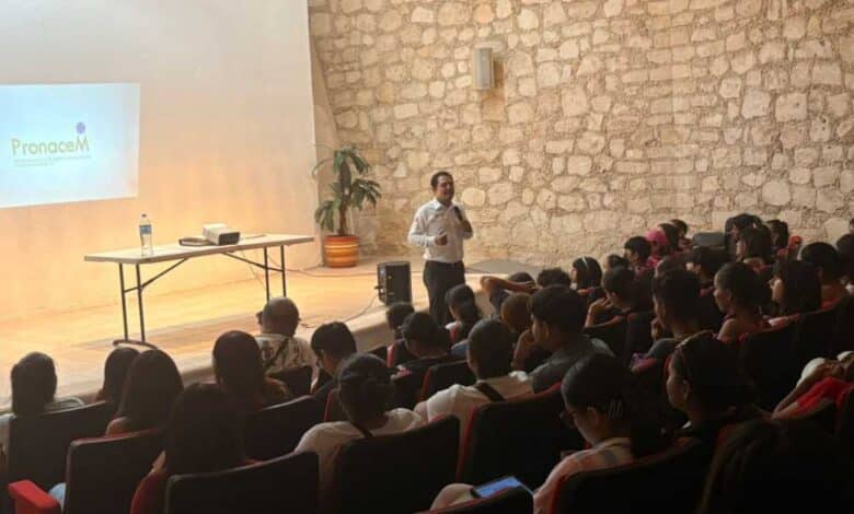 PronaceM otorgará 800 becas en Campeche