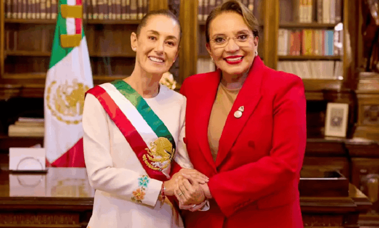 La presidenta de Honduras inicia gira en México para reunirse con Claudia Sheinbaum en Palacio Nacional; revisarán avances en programas sociales y temas migratorios.