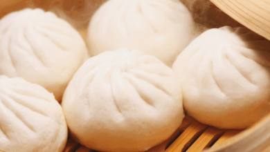 Los panes al vapor, populares en China, Japón y otros países de Asia Oriental, destacan por su textura ligera y sabor neutro, ideales para combinar con rellenos dulces o salados.