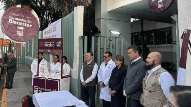 Adiós a las filas en clínicas Sheinbaum lanza 'Farmacias del Bienestar' en puestos sobre la banqueta