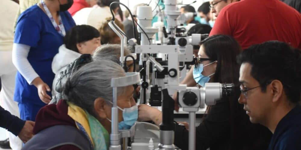 Beneficiarán a 100 campechanos con cirugías gratuitas de cataratas