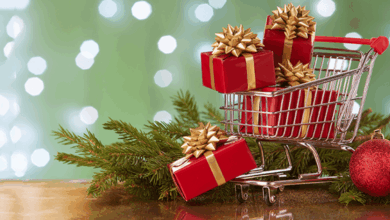 ¿Comprar en tienda física o en línea? E-commerce transforma Navidad 2025 (Getty Images/iStockphoto)