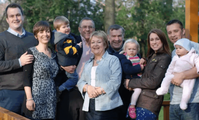 Entra La pareja que invitó a un indigente a cenar en Navidad y se quedó con ellos 45 años (Foto por Rob and Diane Parsons)
