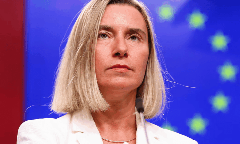 El arresto e interrogatorio de Federica Mogherini —ex alta diplomática de la UE y rectora del College of Europe— junto a otro alto funcionario por un presunto fraude en fondos comunitarios ha generado una crisis de confianza en el proyecto europeo.