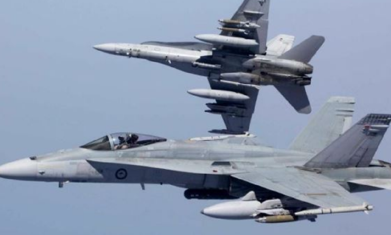 Este martes 9 de diciembre de 2025, dos aviones de combate F/A-18 de la Marina de Estados Unidos realizaron un sobrevuelo sobre el Golfo de Venezuela, según datos de plataformas públicas de rastreo de vuelos.