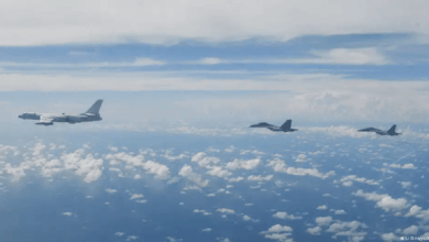 El Ejército Popular de Liberación de China comenzó este 29 de diciembre de 2025 amplias maniobras militares en torno a Taiwán, con operaciones conjuntas terrestres, navales, aéreas y de misiles, lo que provocó una protesta inmediata del Gobierno taiwanés y reavivó la tensión geopolítica en Asia-Pacífico.