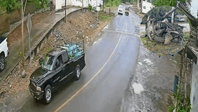 Revelan videos y logística del coche bomba en Coahuayana; carga explosiva iba oculta bajo plátanos