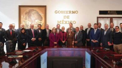 Sheinbaum sostiene encuentro con empresarios de México y extranjeros