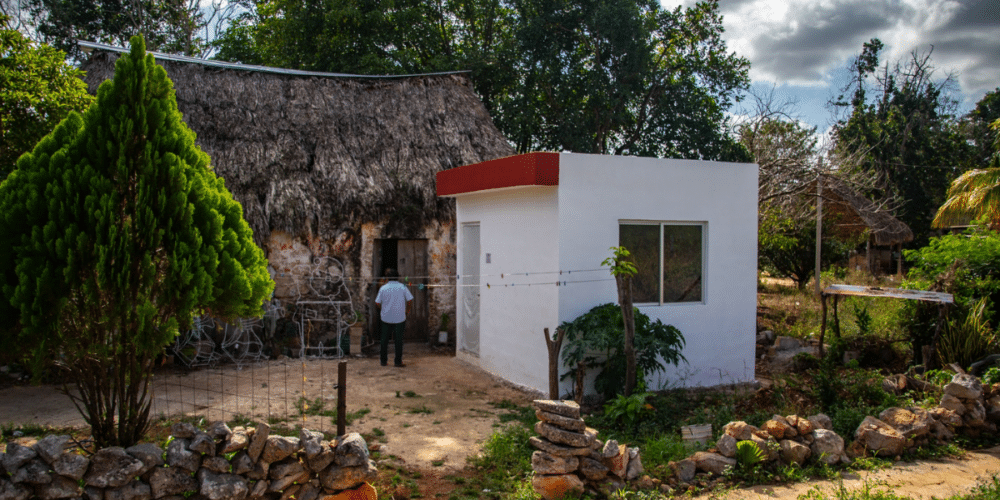 CODESVI entrega apoyos de vivienda en Santa Rosa, Tinún y Tenabo Cabecera para mejorar la calidad de vida