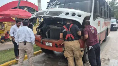 Conato de incendio en camión urbano moviliza a cuerpos de emergencia en la colonia Insurgentes