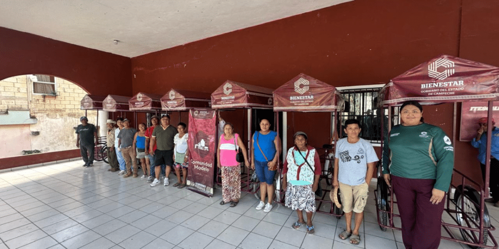 Entrega de triciclos con toldo beneficia a familias de Felipe Carrillo Puerto y Champotón
